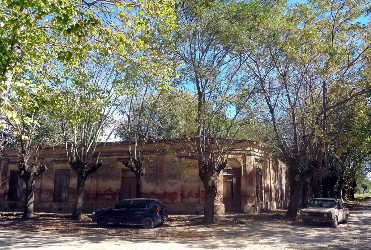 Small Discoveries in Uribelarrea